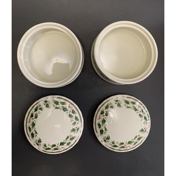Royal Limited Holly Holiday Covered Boxes Trinket Dish with Lid Japan Set of 2 - Picture 3 of 10